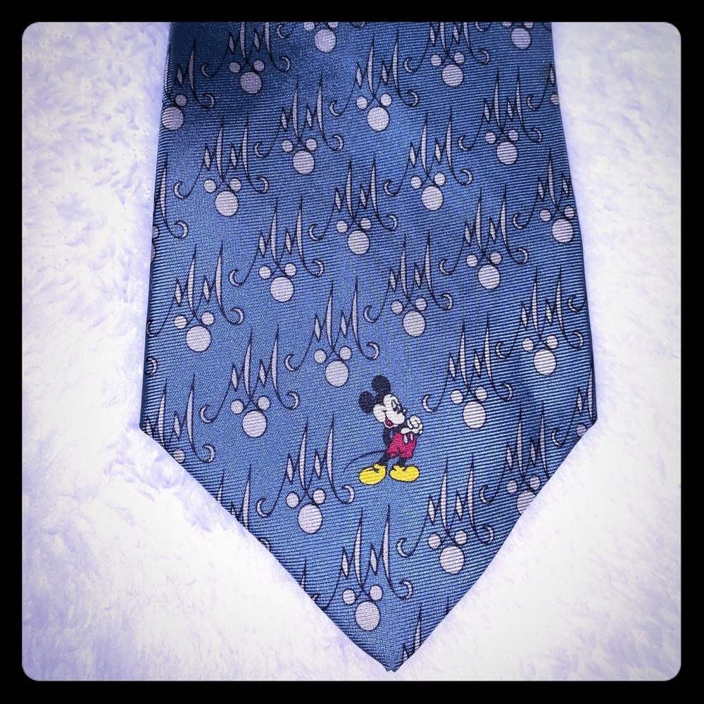 Disney Mickey Mouse MM tie